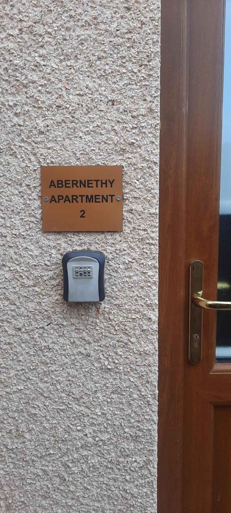 Lanarkshire Apartment- Views- Sleeps 4- Balcony Larkhall  Exterior foto